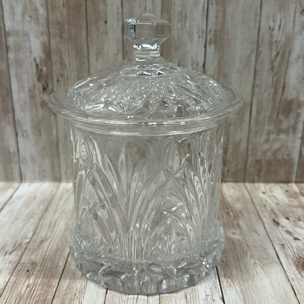 Heavy Lead crystal biscuit canister